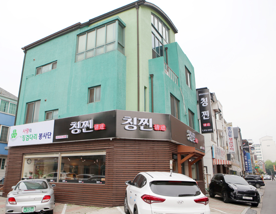 칭찐, 육즙 가득 만두와 개운한 짬뽕 맛 으뜸