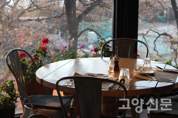 고양시에서 가장 전망 좋은 카페, 바로 이 곳!