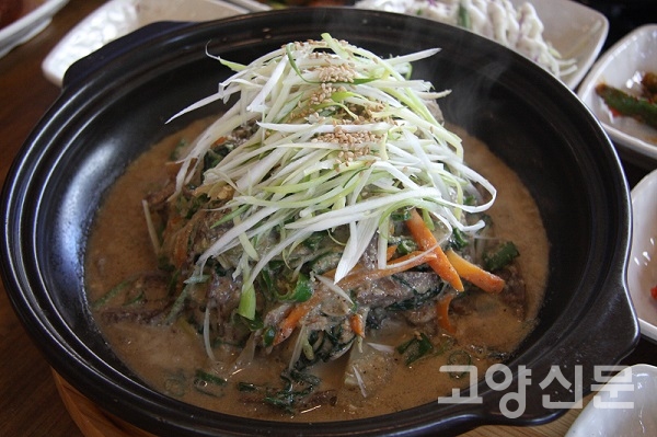 영양 풍부한 흑염소 요리, 처음이라도 맛있게 먹을 수 있는 집