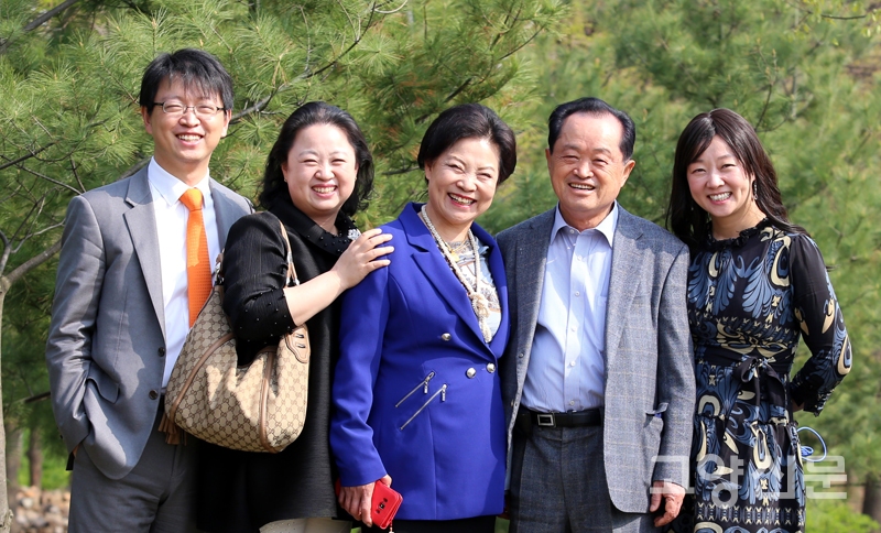100% 첫 쌀떡, 하루 5만 봉 생산 세상에서 가장 큰 방앗간을 만들다