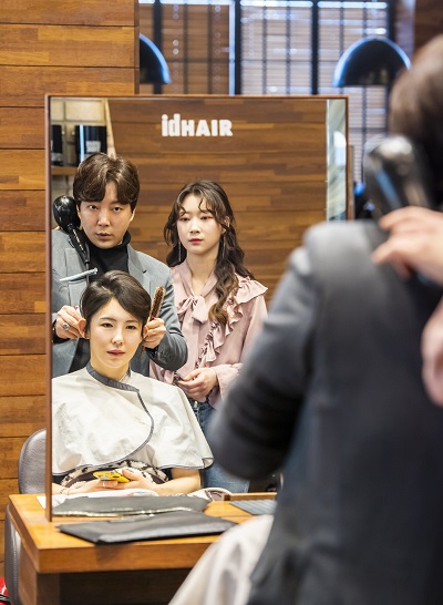 아이디헤어 손끝으로 트로트퀸 뷰티 완성