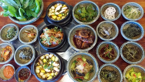 [꽃박람회 맛집] 돈 주고도 송구한 밥상 맛있는 정원