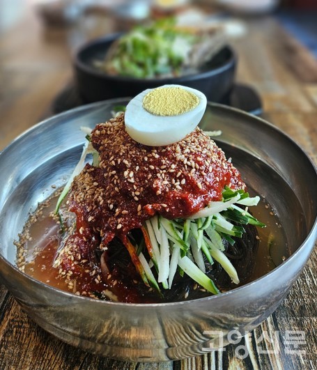 30년 청수칡냉면 전통 잇는 바로 그 맛 반남면옥