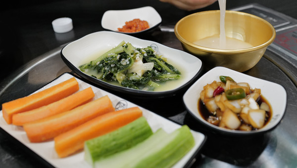전통의 맛을 퓨전으로 대화동 날마다 잔치날 전집 