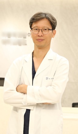 모발이식, 탈모치료 위한 최선의 선택일까