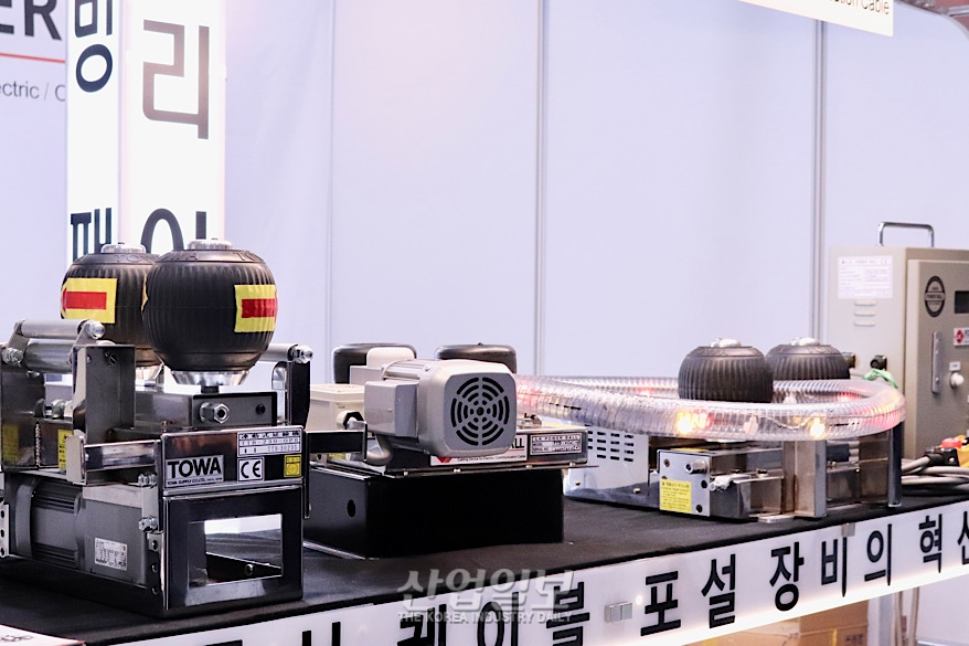 [전기전력전시회 2022] 밀어내는 공법으로 케이블 포설 안전하게