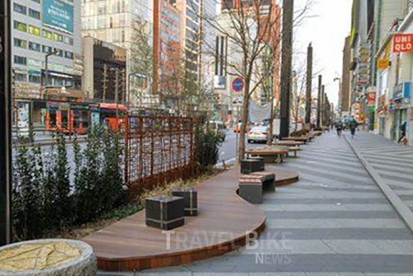 젊음의 거리 강남역에서 맛집 데이트 어때요?