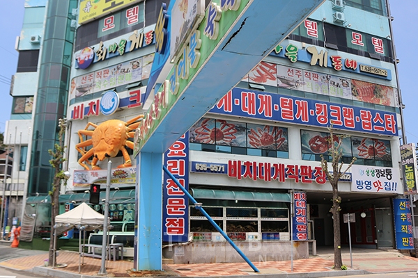 시원한 동해안에서 1박2일 놀고, 인산인해 속초대게맛집에서 배부르게 먹고