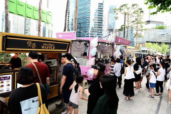 [백종원의 푸드트럭] 백종원 매직 살아난 강남역 푸드트럭존