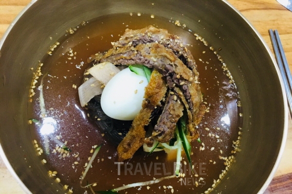역사를 따라 걷는 진주 여행 맛집도 가볼까?