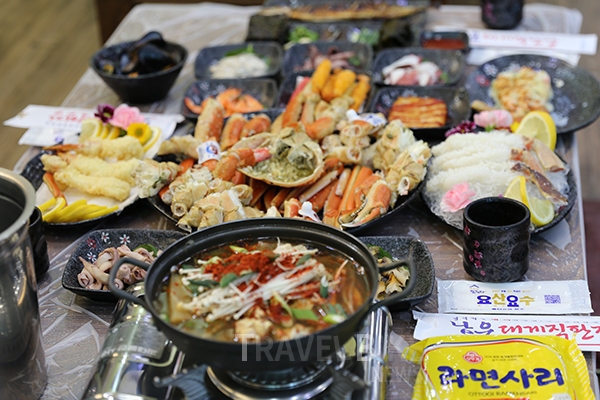 영덕 블루로드의 운치와 강구항, 48년 전통 대게 맛집 탐방