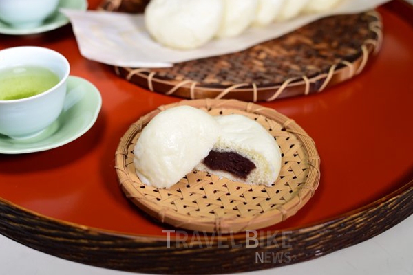 일본여행 기념선물 오미야게 최고 인기 품목은?