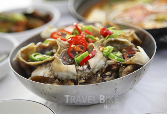 여수로 떠나는 남도 섬 여행, 가볼만한 맛집은?