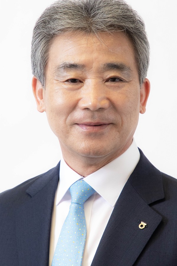 아산축협, 종합청사 하나로마트 준공
