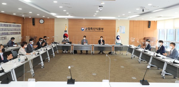 농식품부, 주요 육가공업체·대형 유통사 간담회 개최