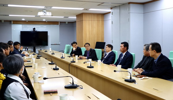 농특위, 한국농축산연합회와 간담회 개최