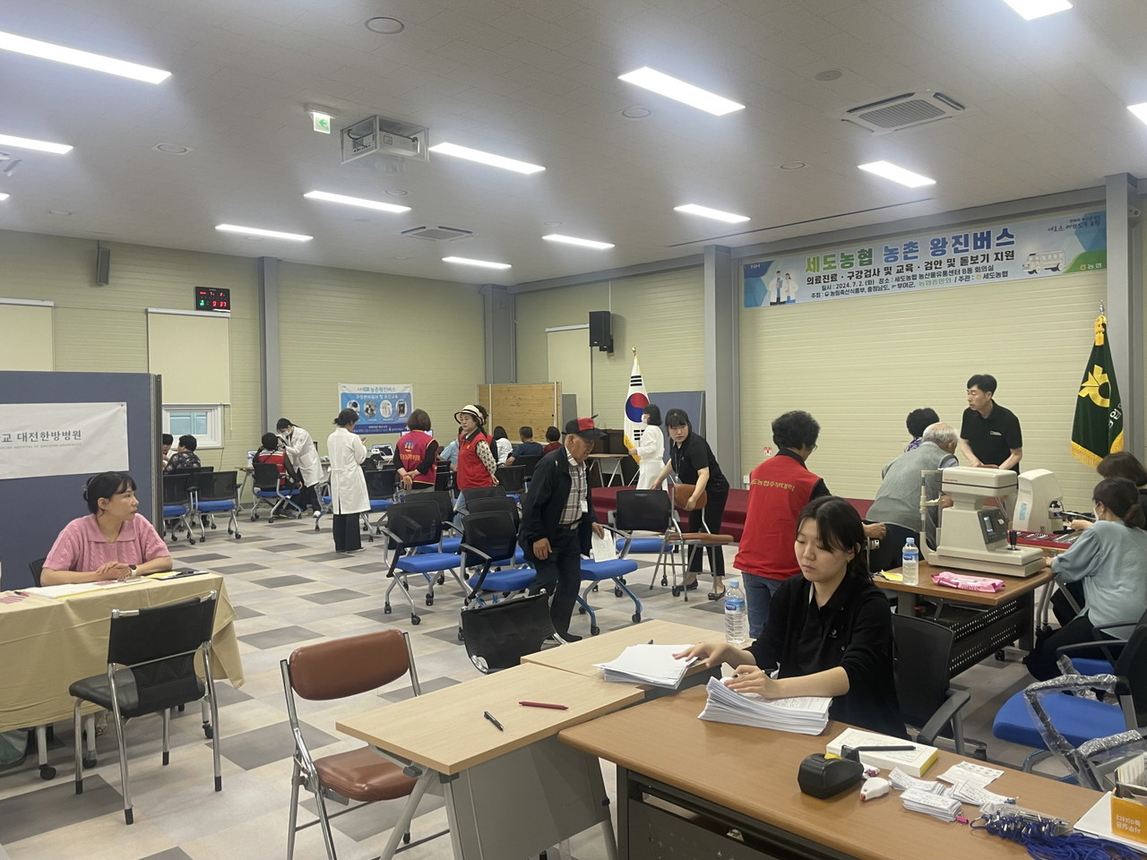 부여군 의료 취약지역, 찾아가는 의료서비스 농촌 왕진버스 운영