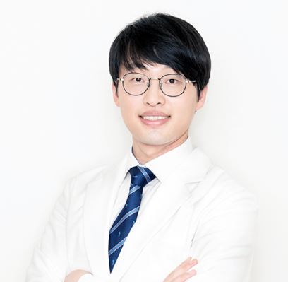 여름감기도 아닌데 코 훌쩍 비염, 코 점막 건강부터 확인해야 [김진호 대표원장 칼럼]