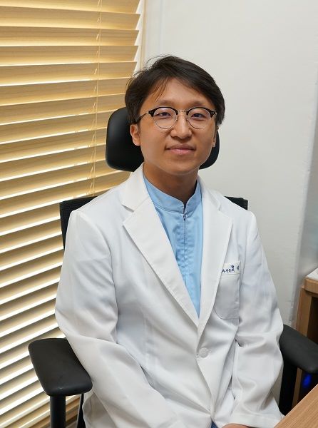 건강검진 위·대장 내시경 검사로 초기 암 90% 예방 가능 [김지완 원장 칼럼]
