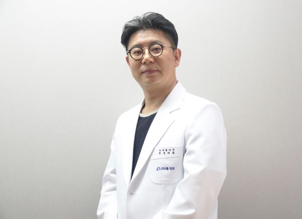 정수리 모발이식, 전문의 숙련도가 수술결과 좌우 [박운 원장 칼럼]