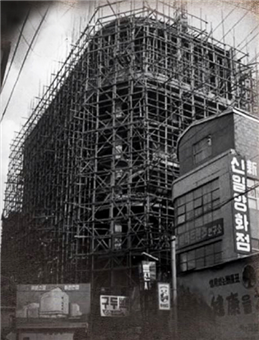 세계로 열린 창 유네스코회관 [백남우 칼럼]