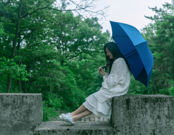 나니(Nani)의 첫 번째 싱글 비가 내리네 6일 정오 발매