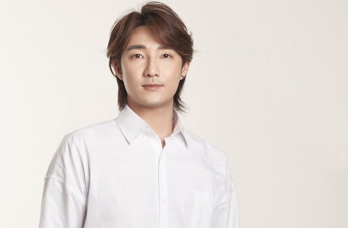차홍룸 헤어 꿀팁, 뿌리교정으로 앞머리 고민 해결