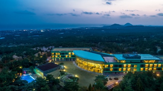위 호텔 제주(WE Hotel Jeju), 특별한 힐링 프로그램과 함께하는 폴링 앤 힐링 가을 패키지 선보여
