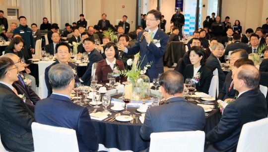 경남도, 경남경제 혁신실현 위한 투자협약 체결