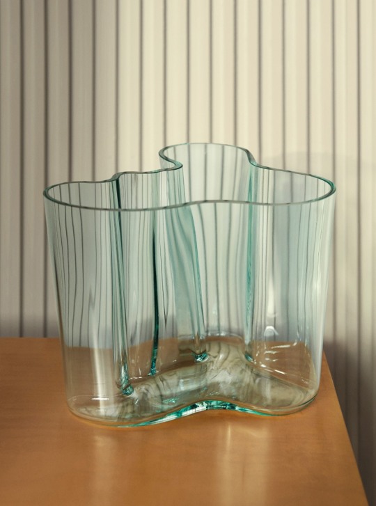 이딸라(Iittala), 지속 가능한 디자인 ‘100% 리사이클 에디션’ 선보여