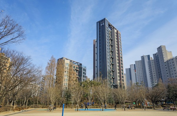 현대건설 하이앤드 브랜드 디에이치, 올해 순차적 입주