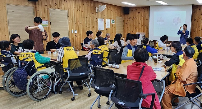담양군, 국립장성숲체원서 치매 산림치유 프로그램 운영