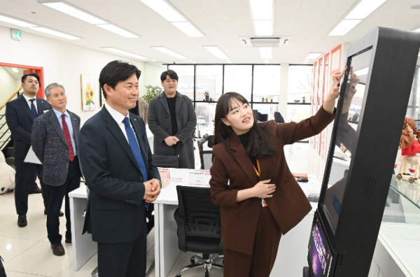 조용익 부천시장, 지역 청년기업 스타디엠 현장 소통...청년기업 성공 위해 지역 토대 만들겠다