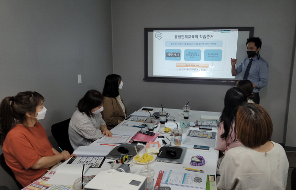 코딩앤플레이 부산지사, 코딩 교육 열풍에 다양한 커리큘럼 지원