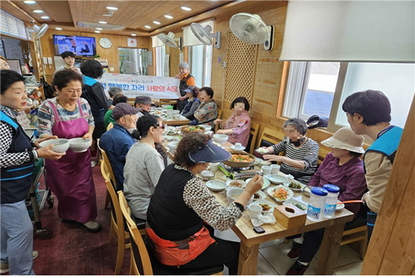 제주시 일도1동지역사회보장협의체, 사랑의 식당 유신횟집 운영 지원
