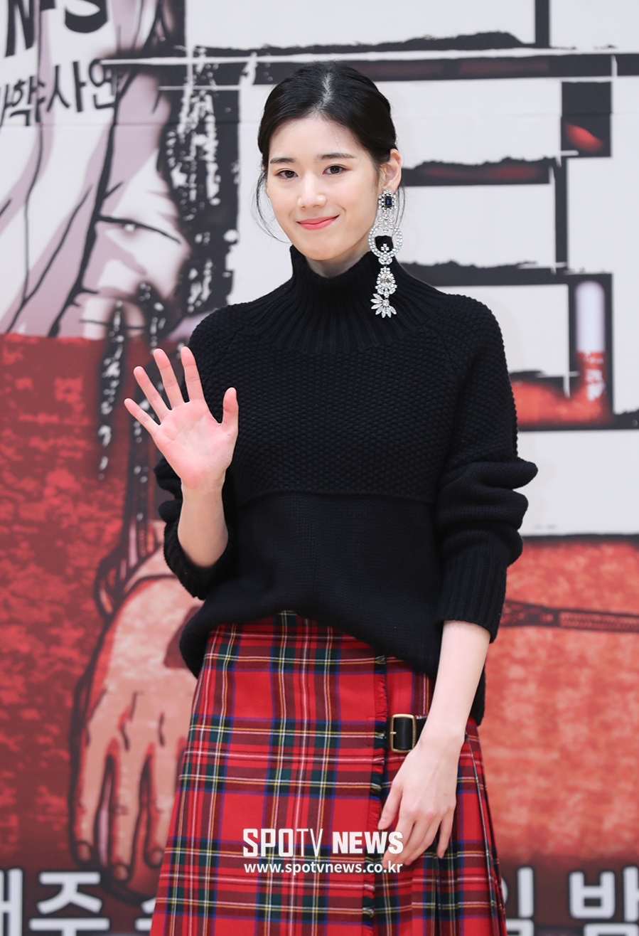 [포토S] 정은채, 단아한 손인사
