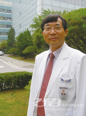 국립암센터 암예방검진센터 금연 전도사 서홍관 교수