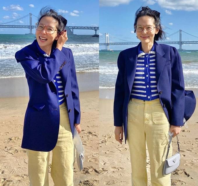 ‘싱글맘’ 김나영, 육아 탈출 함박 웃음! 귀여운 니트에 재킷 여행룩