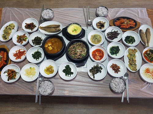 무주맛집 고구려가든, 푸짐한 한정식과 다양한 식사 제공해 눈길