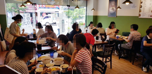 가성비와 요즘 고객이 원하는 포인트 사로잡고 있는 쌀국수전문점 월남국수