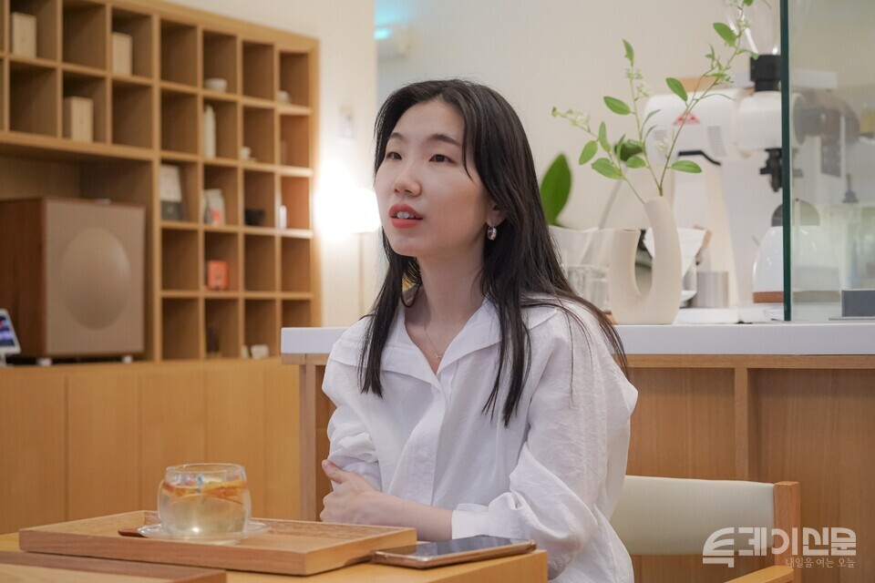 [Today_Pub: 버섯 농장] 여전히 소설은 우리 곁에 남아