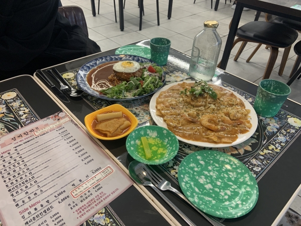 꼰대는 싫지만 레트로 감성에는 푹 빠진 젊은이들... 이젠 뉴트로, 힙트로, 빈트로 등 새로운 흐름으로 진화 중