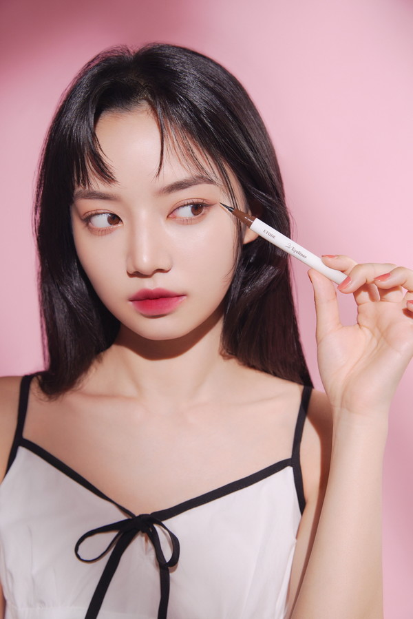 에뛰드, 2X 쌩얼라이너 출시...눈 크게 화장