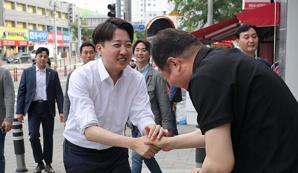 이준석, 치안 강화 공약…공인탐정 도입 등 퇴직 경찰 전문성 활용