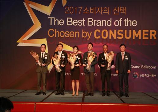 대노복지사업단 YOURLIFE, 2017 소비자의 선택 대상 수상
