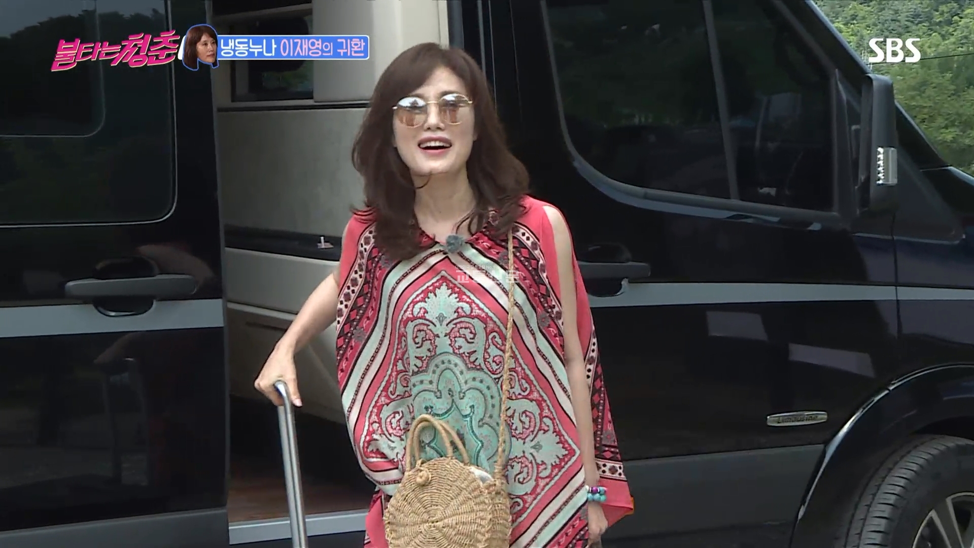 가수 이재영이 유혹에 빠진 쏠라티 리무진