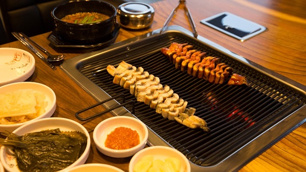 부산맛집 탱글한 식감의 풍천산삼민물장어