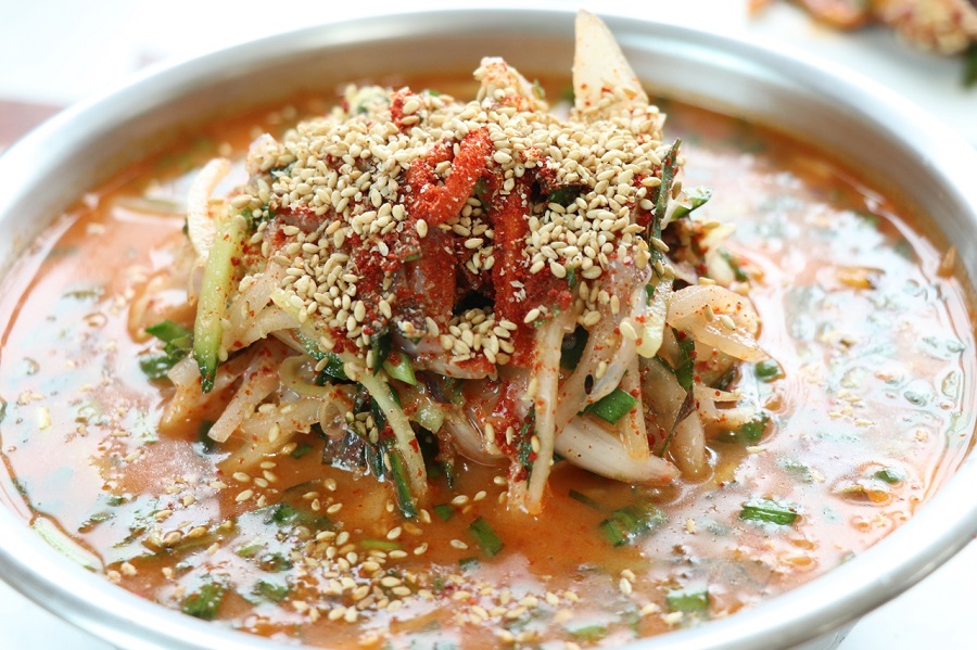 제주도 중문관광단지 근처 한치, 자리 물회 맛집을 찾는다면. 보목 자리가시 횟집
