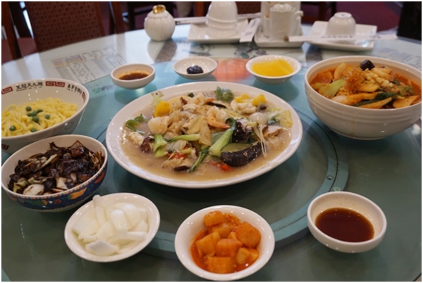 제주도 중국집 중원반점, 저렴하고 전통적인 중국 음식 맛집으로 여행객들 방문 이어져