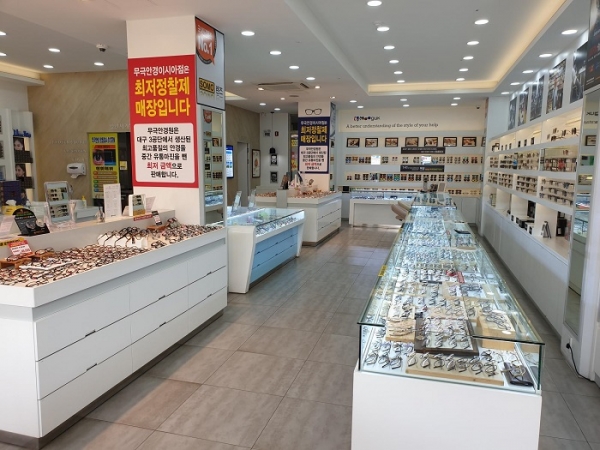 대구안경 무극안경 이시아폴리스점, 동구 누진다초점전문 매장으로 호평